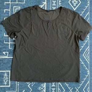 Lululemon t shirt